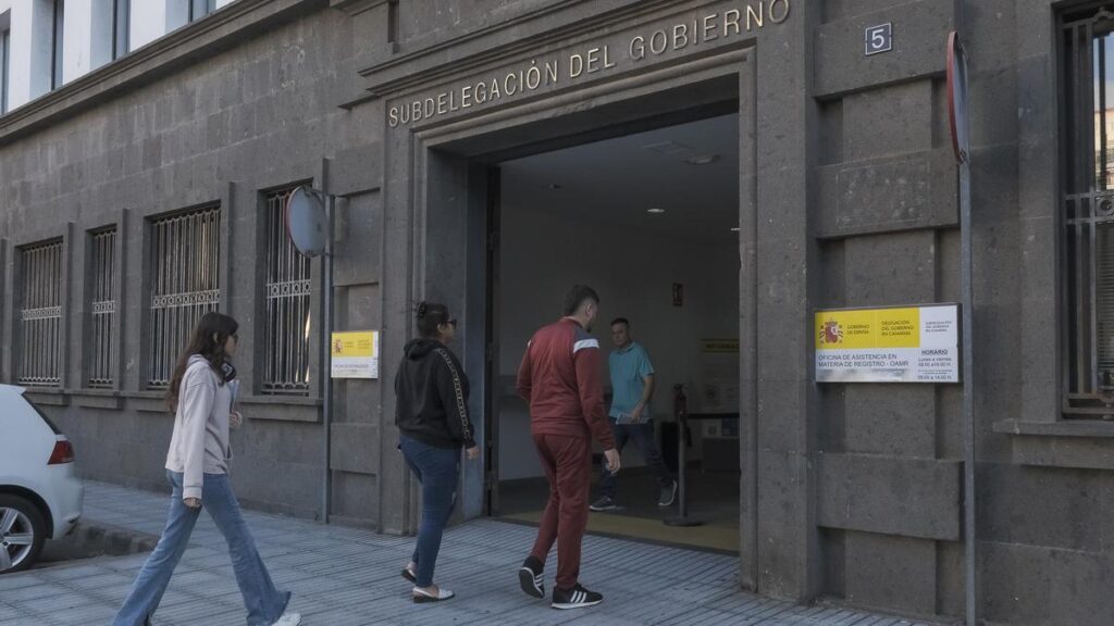 canaries insertion professionnelle diplomes etrangers obstacles bureaucratiques