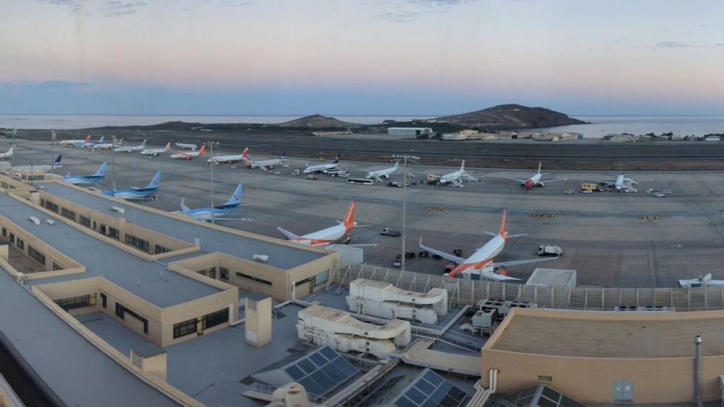 gran canaria easyjet condamnee refus embarquement passager polonais