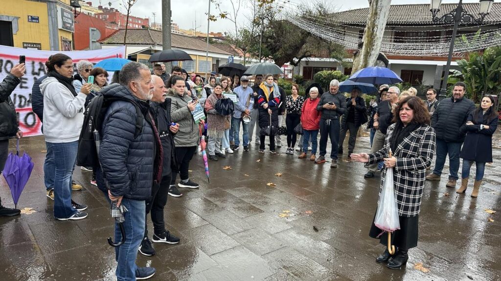manifestation contre dessaladora mesa del mar tacoronte