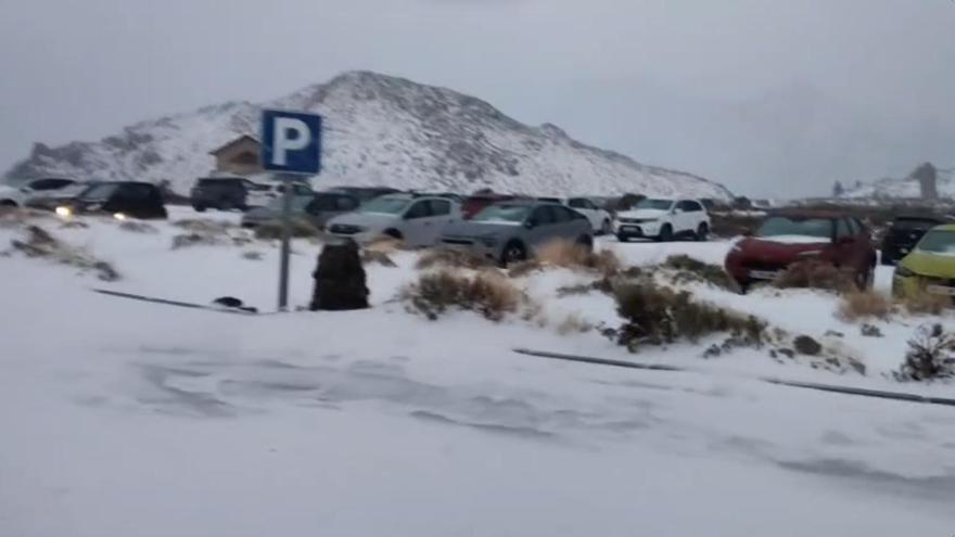 teide neige tempete emilia tenerife decembre 2025