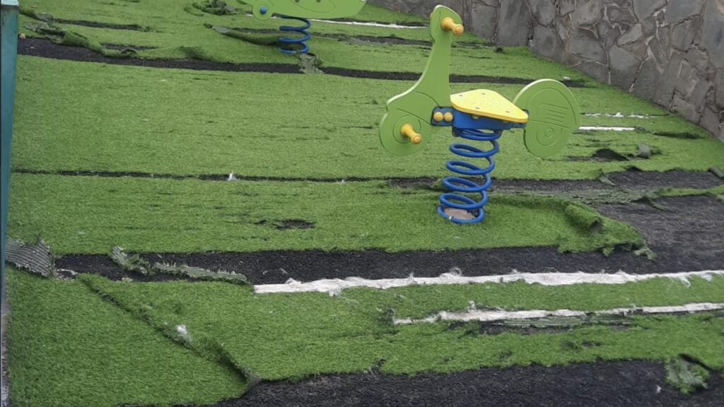 vandalisme parcs enfants arucas gran canaria