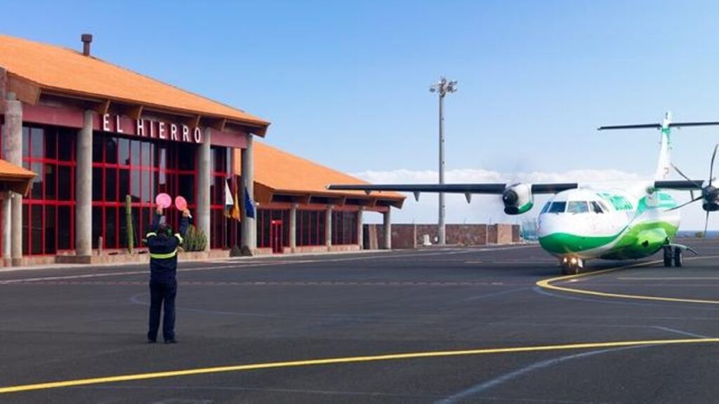aeroport el hierro sanction manque personnel tour controle