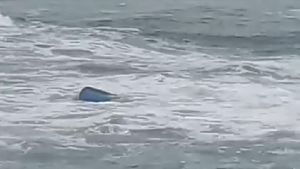 houle coule bateau las canteras alerte iles canaries