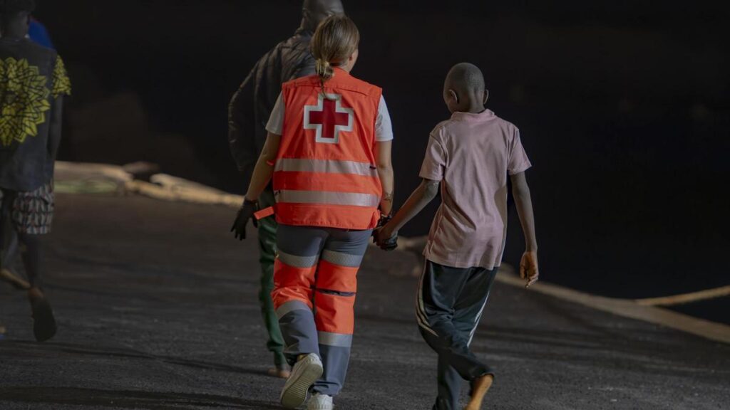 mineurs migrants renoncent asile canaries crise accueil