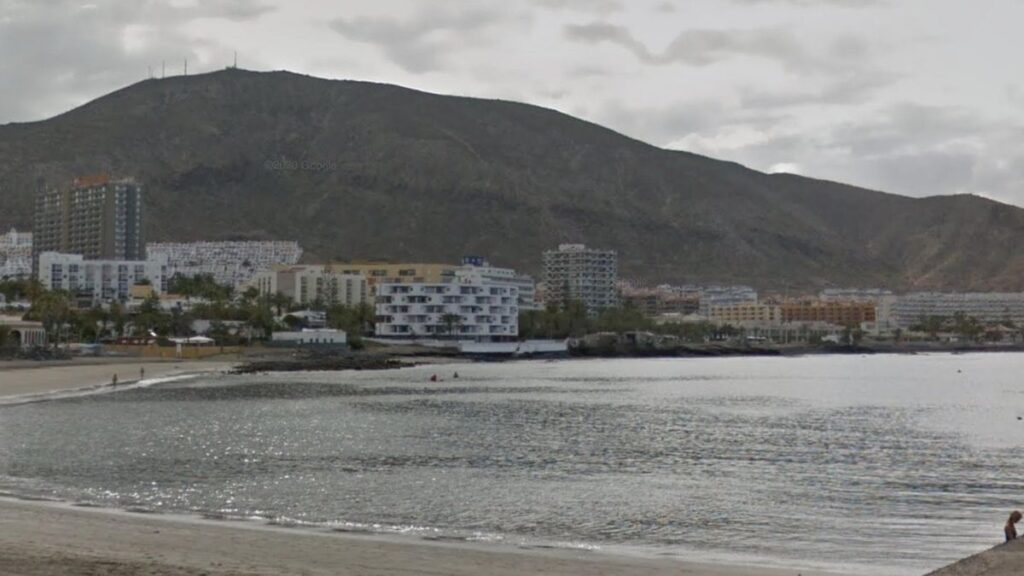 sauvetage femme noyade plage los cristianos tenerife