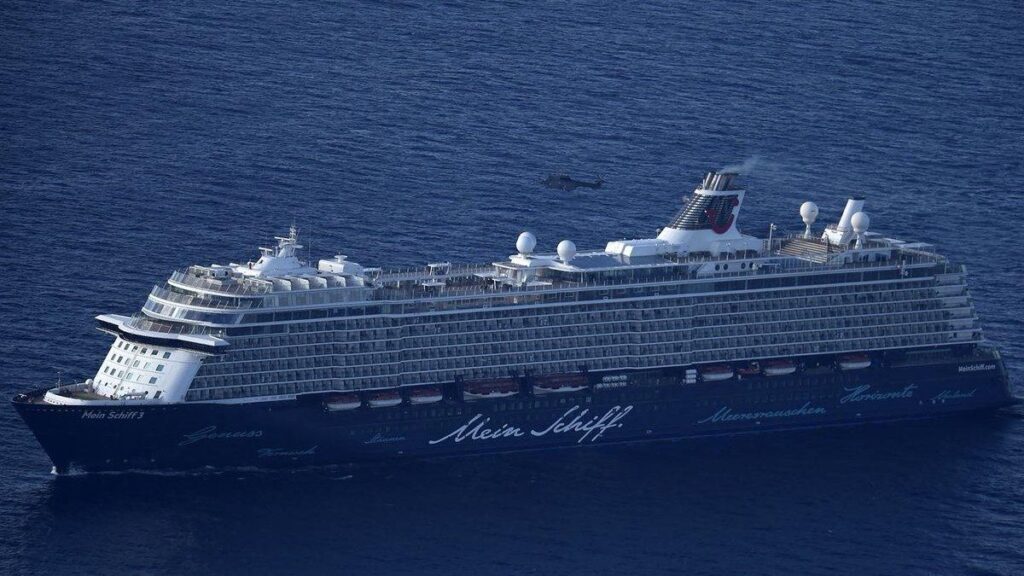 sauvetage helicoptere passagere croisiere gran canaria