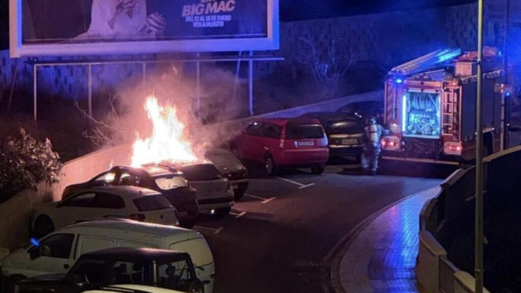 incendie vehicules adeje tenerife suspect arrete