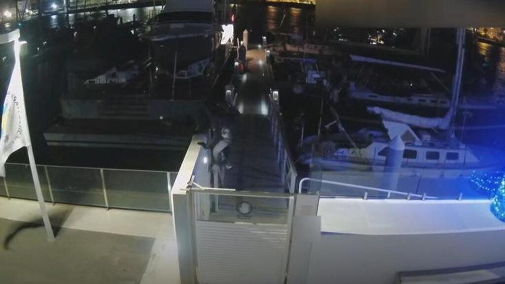 vol yacht luxe lanzarote ancien equipage recherche