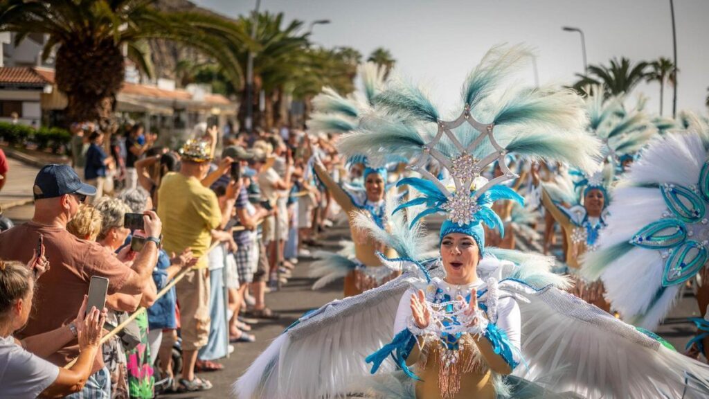 coso apotheose carnaval tenerife los cristianos