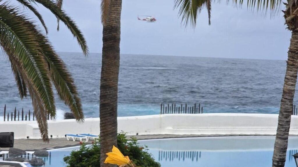 sauvetage baigneuse puerto de la cruz tenerife