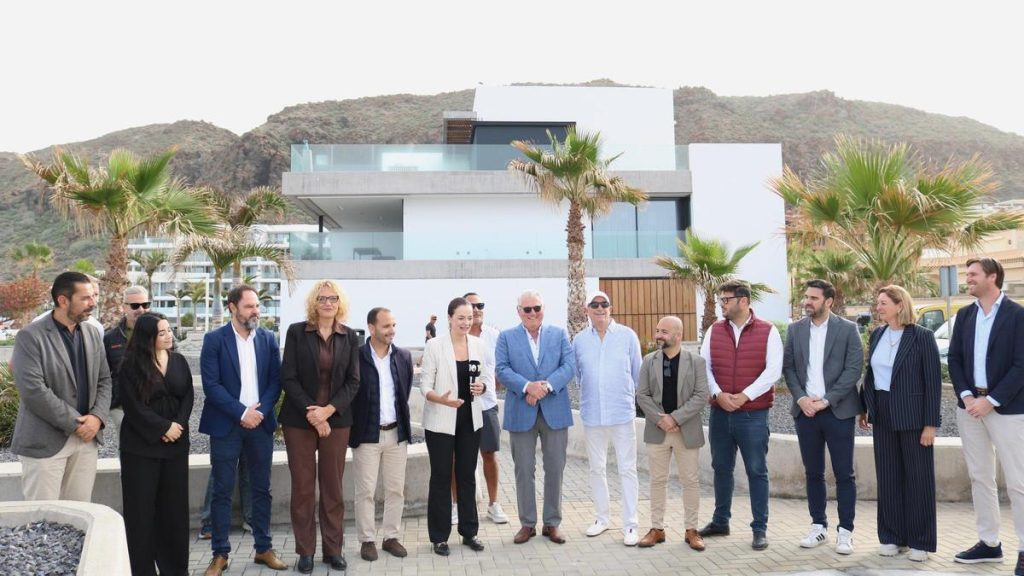 arona inaugure place publique el palm mar