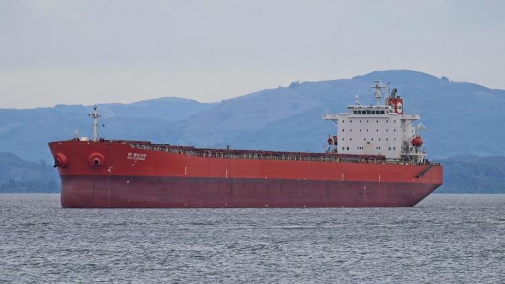 cargo russe pollueur gran canaria autorise repartir