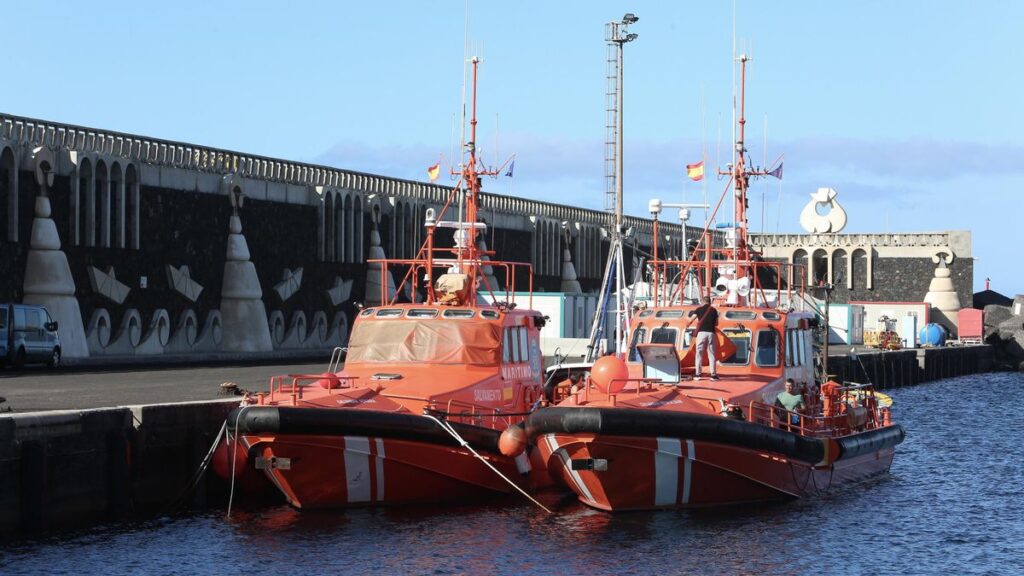 cayuco escorte port la restinga el hierro