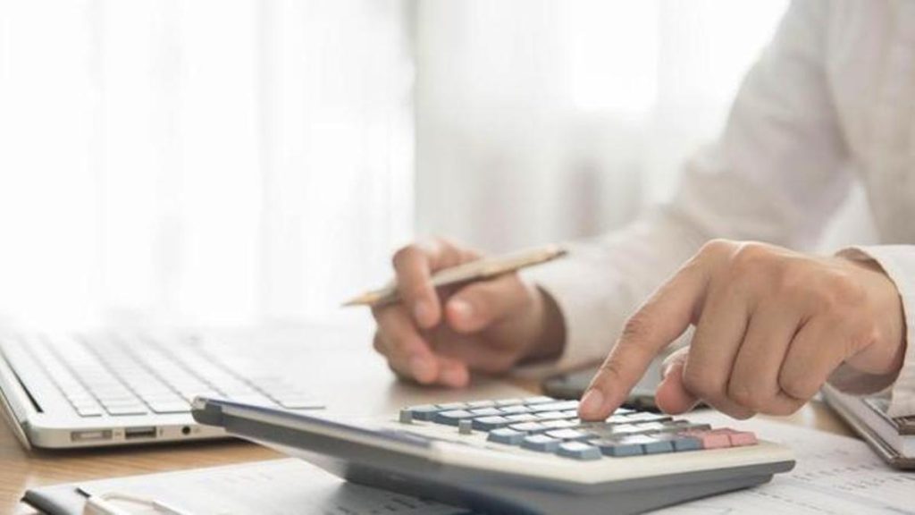 deduction fiscale handicap canaries declaration revenus 2026