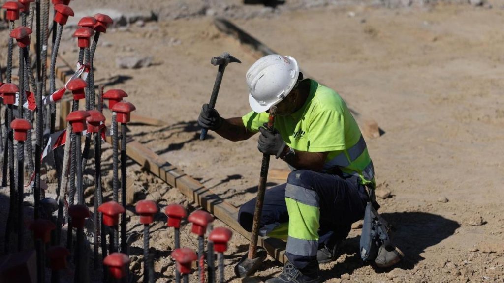 regularisation immigres canaries demarrage chaotique