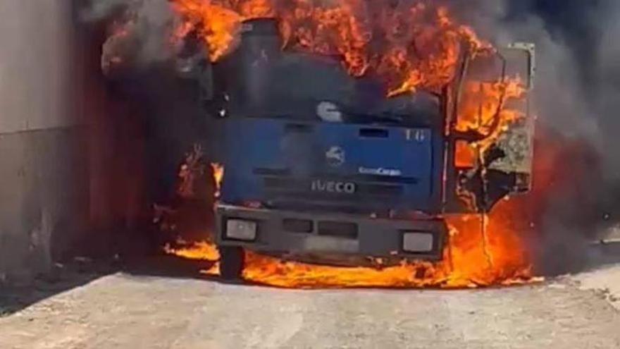 camion feu sardina de galdar gran canaria