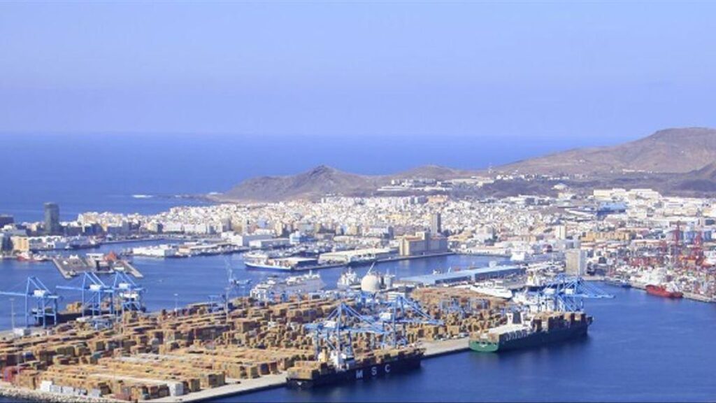 alerte pollution marine gran canaria fuite gasoil