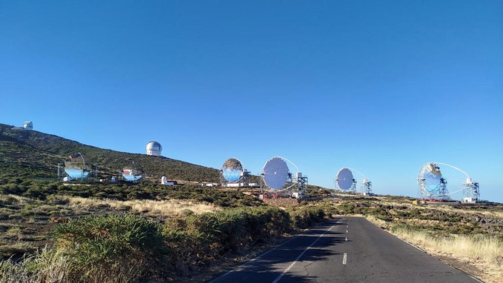 canaries reseau fibre optique observatoires