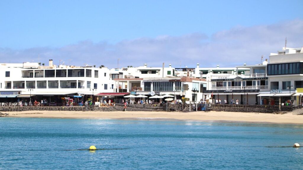 lanzarote levee interdiction baignade playa blanca