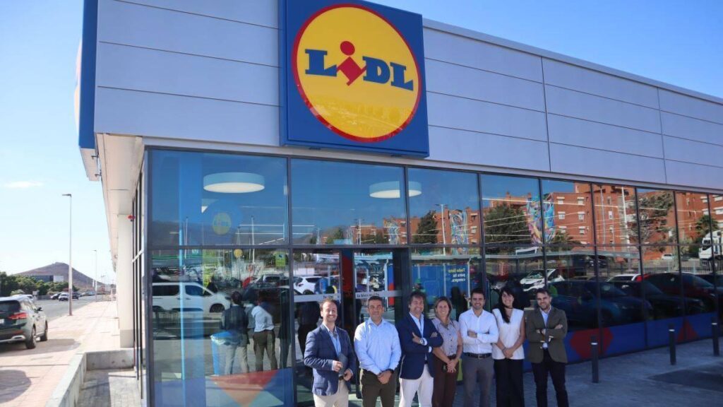 lidl rouvre supermarche aguimes 65 millions