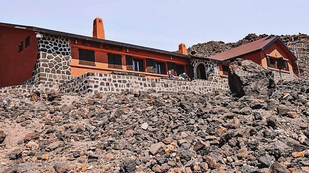 tenerife refuge altavista teide rouvre travaux 2026