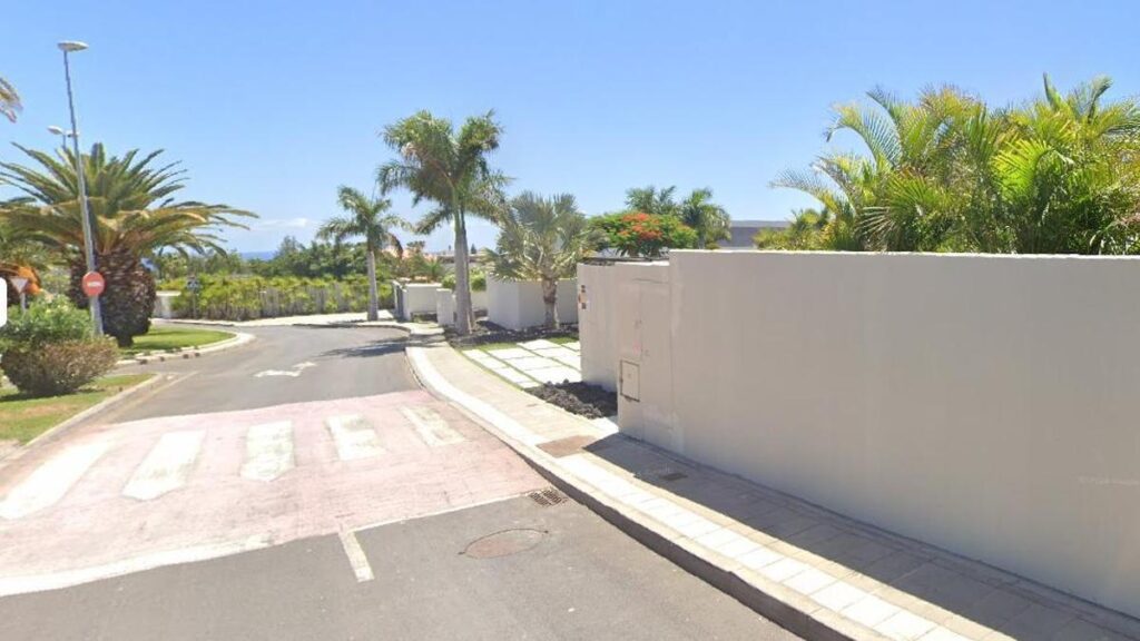 adeje avenue plus chere canaries immobilier