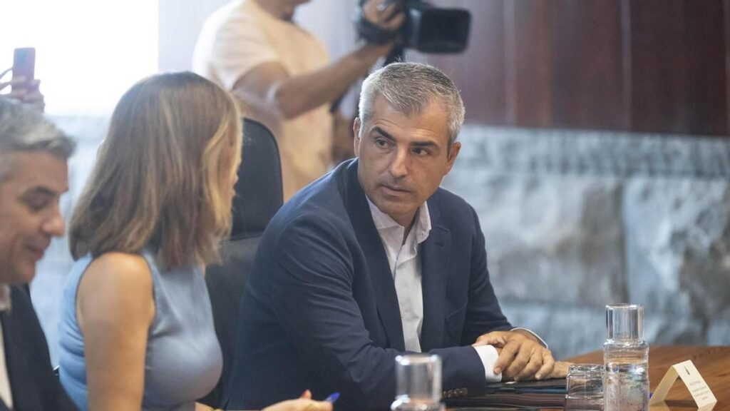 dominguez nationalisme canaries 2027