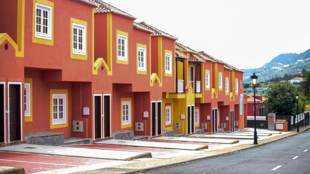 canaries 211 400 logements vides crise
