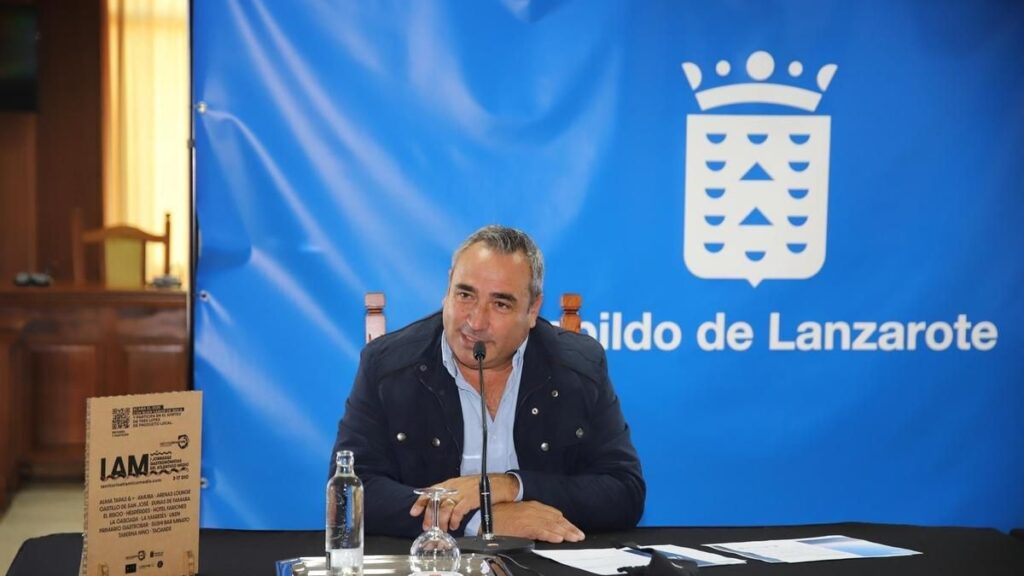 lanzarote fils conseiller emploi public